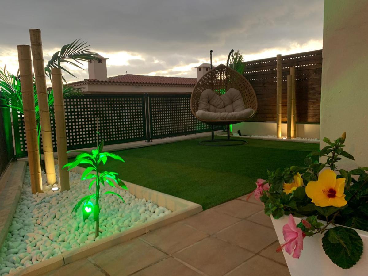 View Candesol Con Jacuzzi Privado Willa